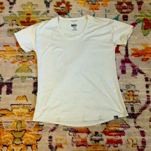 REI SPF 30 Sahara Trail shirt size small